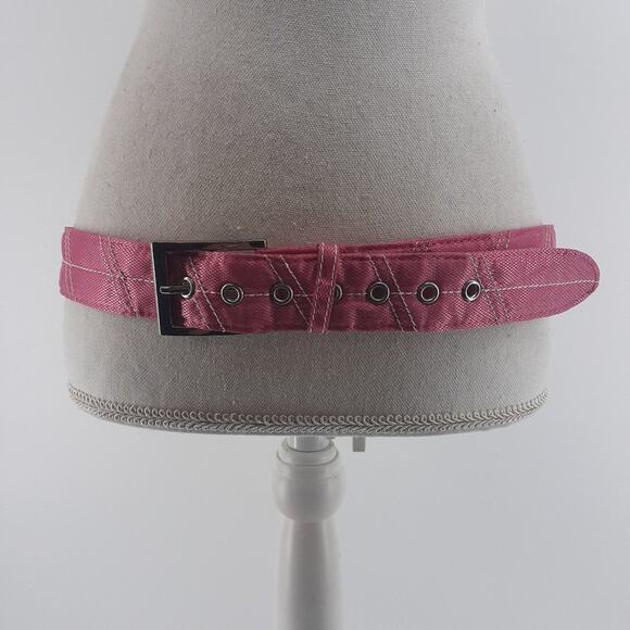 Puma women's Pink Quilted Athletic Belt Silver Tone Single Prong Size 37" (m/L) - Picture 1 of 12